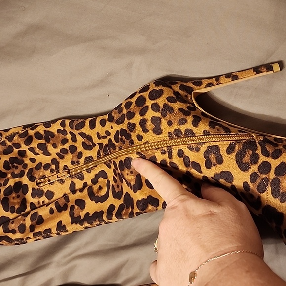 Thigh high heals - Picture 4 of 5